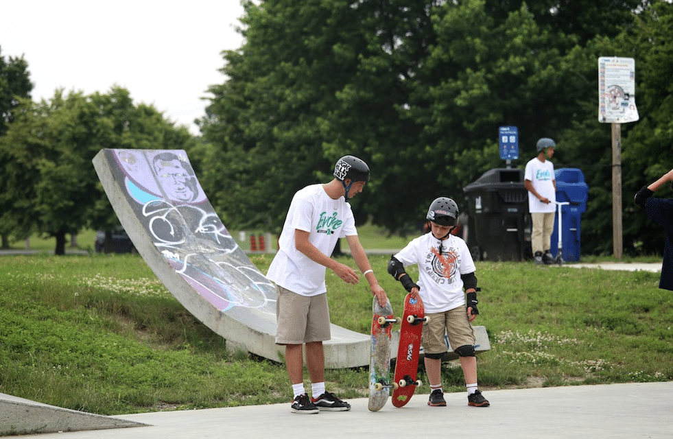 Blair showing his campers how to lay down a board before you get going.