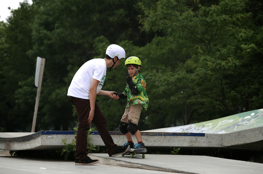 Morgan teaching the little ones how its done.