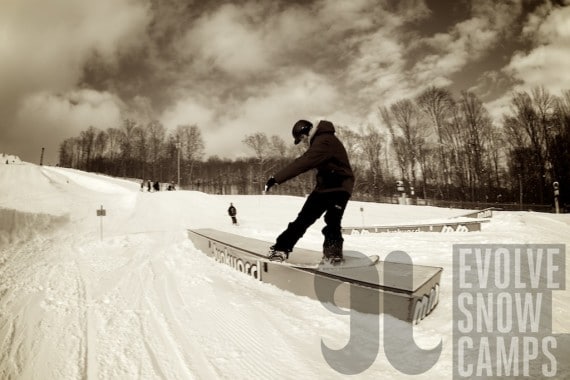 Evolve Snow Camps Mount St Louis Moonstone 21