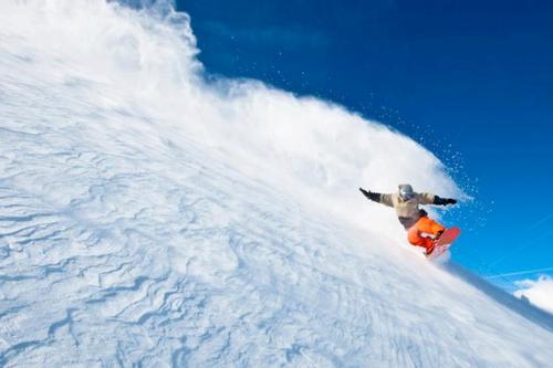 Steep Terrain. Evolve. Snowboard